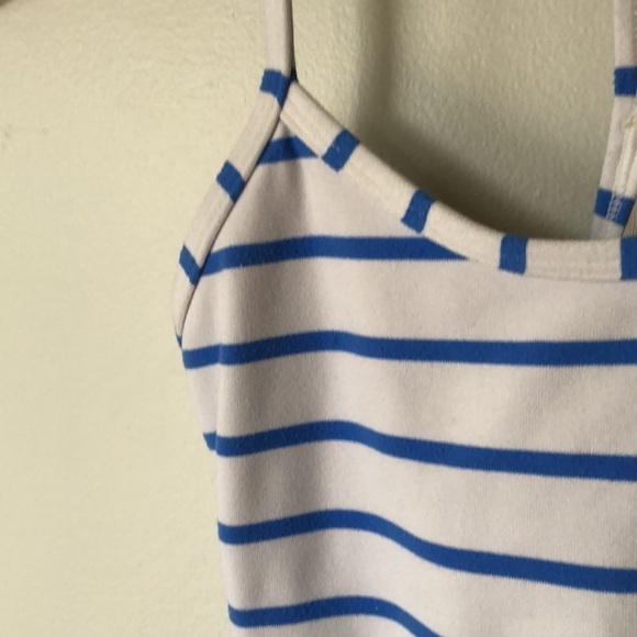 LULULEMON power y tank blue and white size 2 - Picture 9 of 9